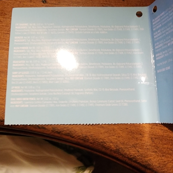 Make up - Picture 6 of 7